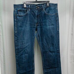 BURBERRY Men’s Straight Leg Dark Wash Regular Fit Jeans Size 38x32